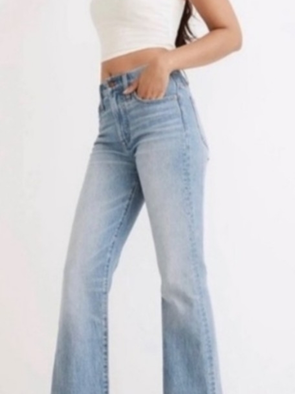 Light Wash High-Rise Vintage Inspired Women's Jeans Size 28